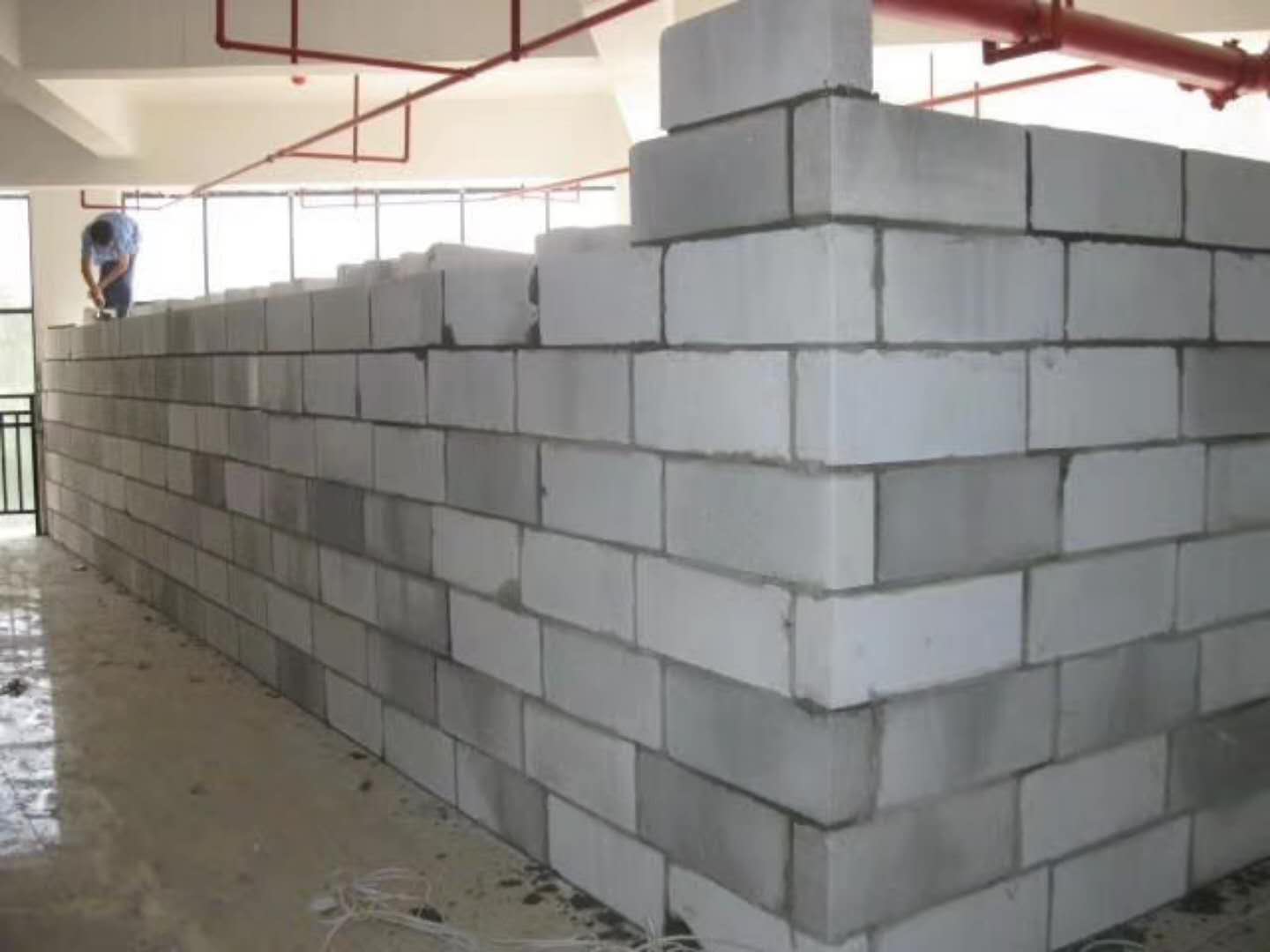 赫山蒸压加气混凝土砌块承重墙静力和抗震性能的研究